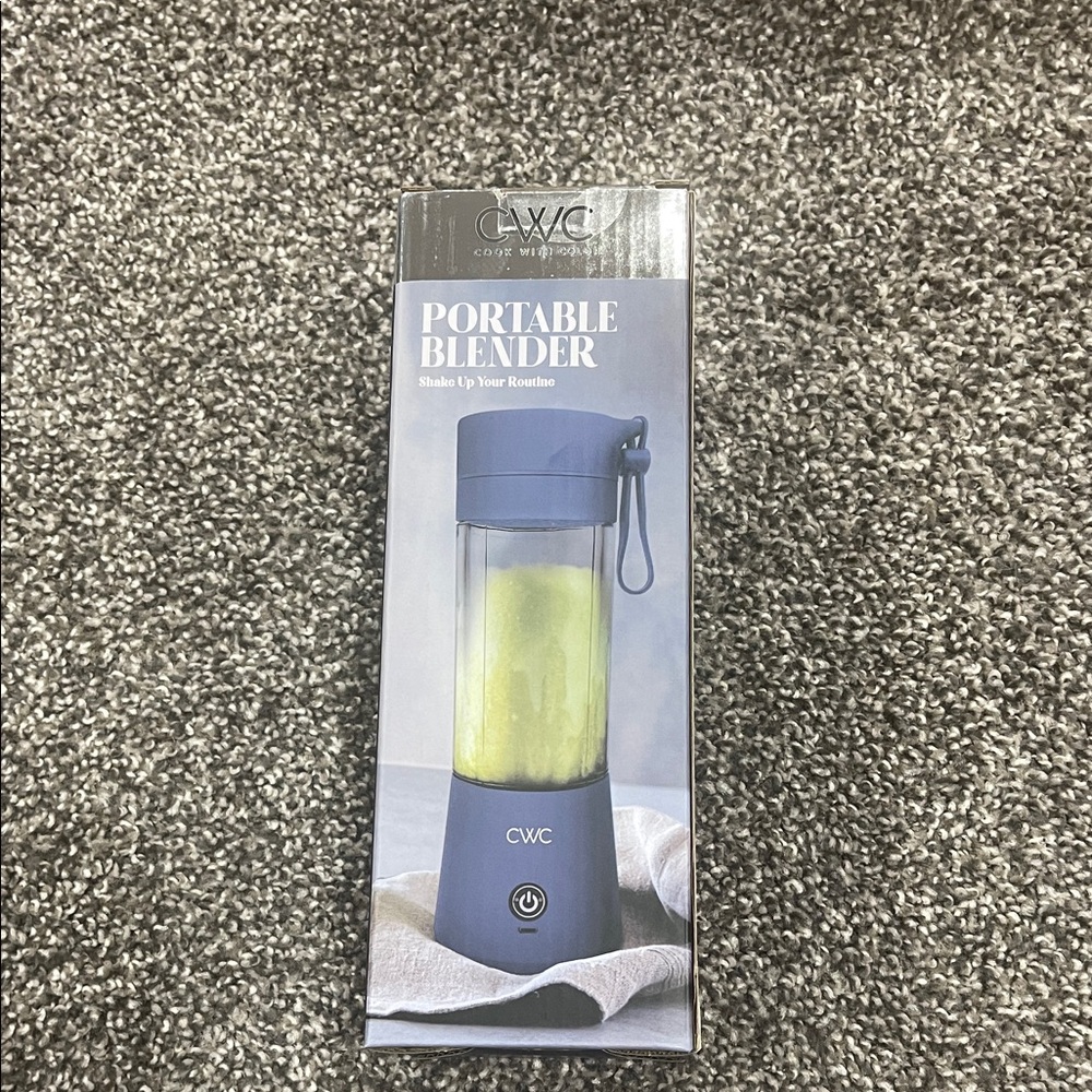 CWC Portable Blender in Blue New in Box